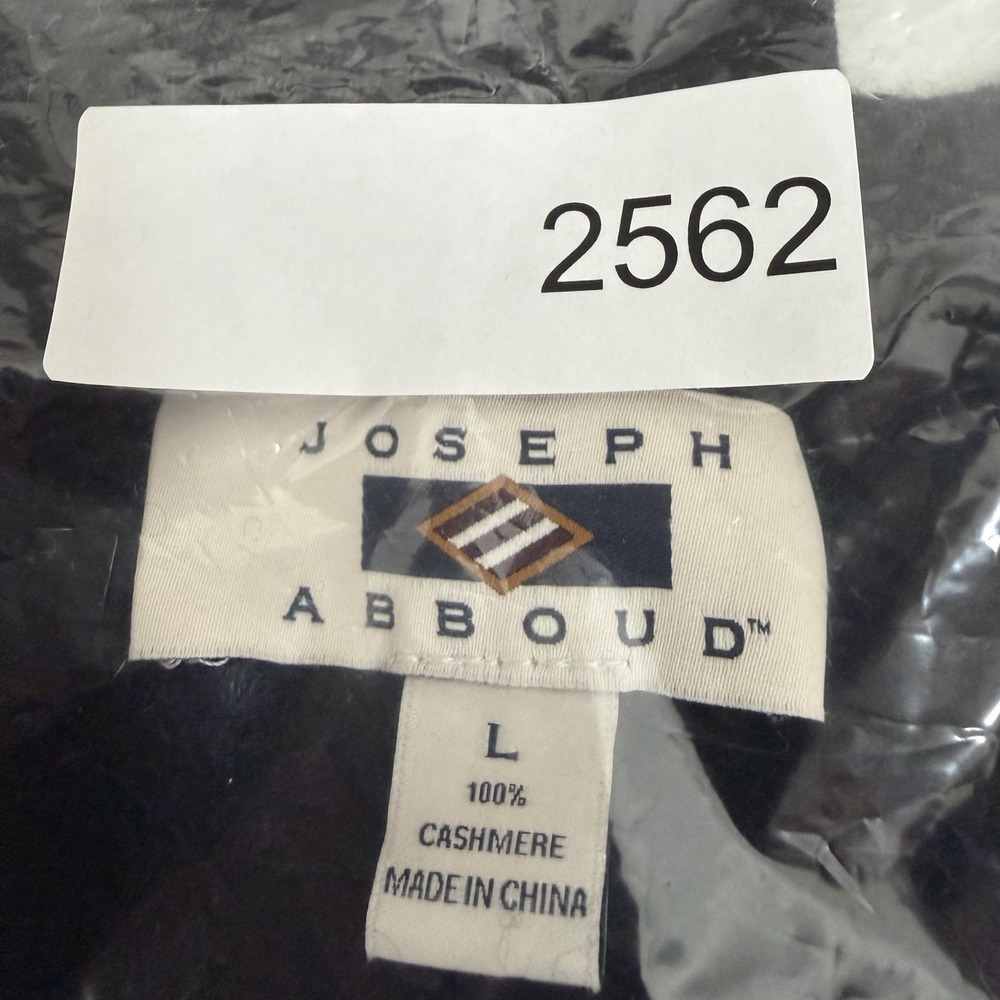 Joseph Abboud 100% Cashmere V Neck Sweater Mens L Black Classic Preppy Ribbed - Picture 9 of 9